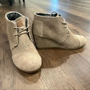 Toms Wedge Booties